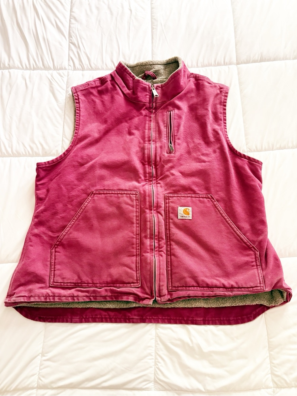 Women’s Carhartt Vest Berry pink